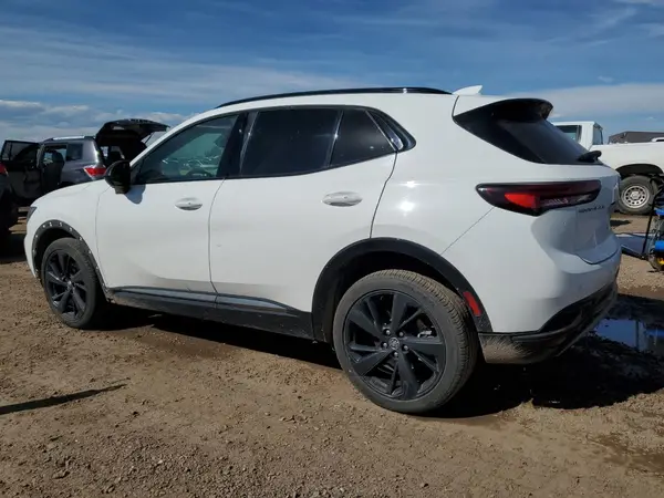LRBFZNR48ND062828 2022 BUICK ENVISION - Image 2