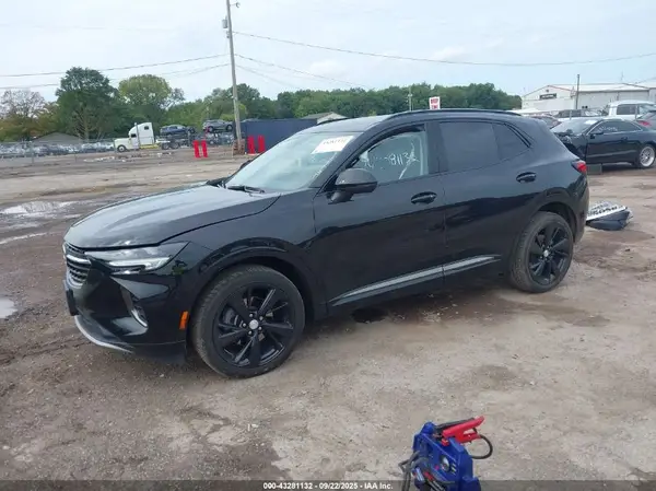 LRBFZNR49MD168073 2021 BUICK ENVISION - Image 2