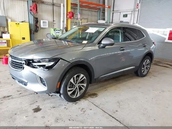 LRBFZNR49ND011404 2022 BUICK ENVISION - Image 2