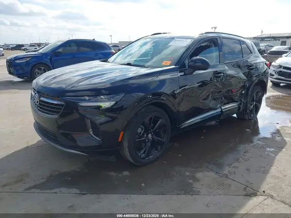 LRBFZNR49ND020703 2022 BUICK ENVISION - Image 2