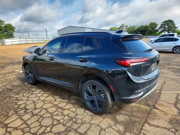 LRBFZNR49ND071764 2022 BUICK ENVISION - Image 2