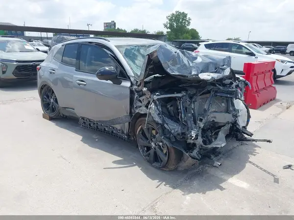 LRBFZNR49ND121207 2022 BUICK ENVISION - Image 1