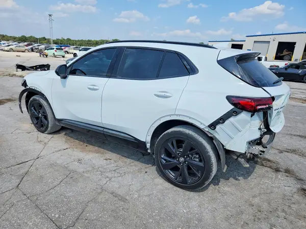 LRBFZNR4XPD024388 2023 BUICK ENVISION - Image 2