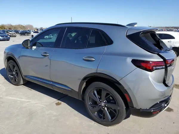 LRBFZNR4XPD034578 2023 BUICK ENVISION - Image 2