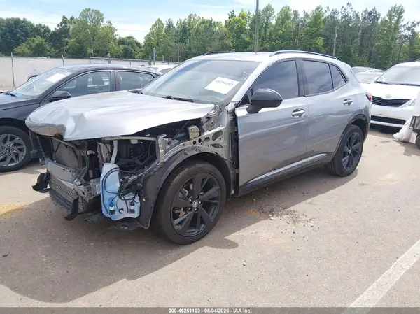 LRBFZNR4XPD057181 2023 BUICK ENVISION - Image 2