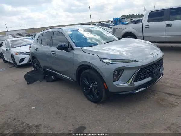 LRBFZPE40RD068579 2024 BUICK ENVISION - Image 1