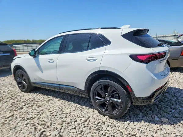 LRBFZPE41RD018130 2024 BUICK ENVISION - Image 2