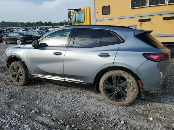 LRBFZPE42RD054649 2024 BUICK ENVISION - Image 2