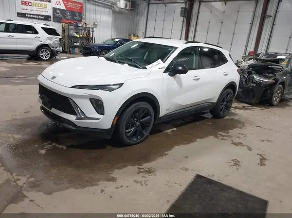 LRBFZPE42RD059267 2024 BUICK ENVISION - Image 2