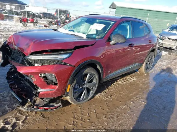 LRBFZPE45RD047114 2024 BUICK ENVISION - Image 2