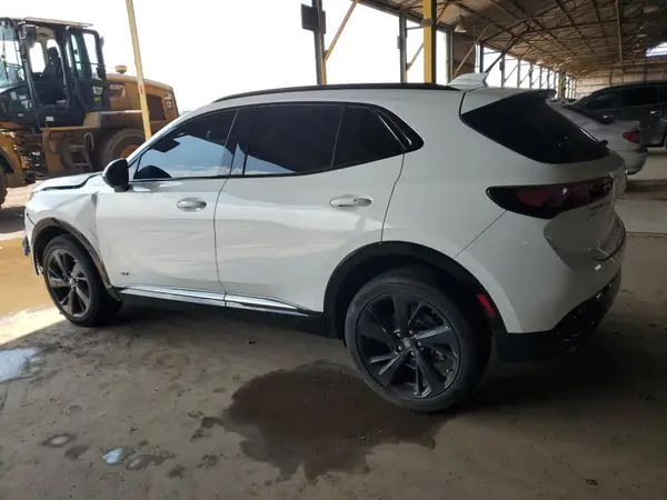 LRBFZPE45RD072076 2024 BUICK ENVISION - Image 2