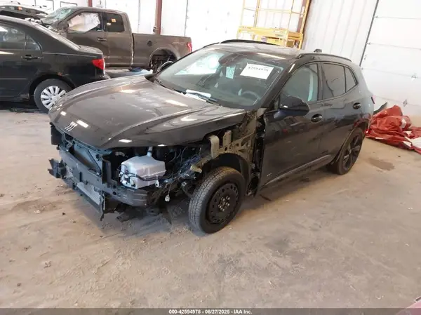 LRBFZPE47RD069650 2024 BUICK ENVISION - Image 2
