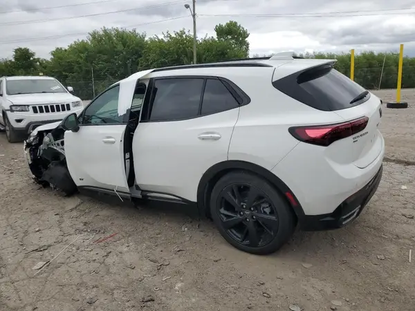 LRBFZPE49RD015380 2024 BUICK ENVISION - Image 2