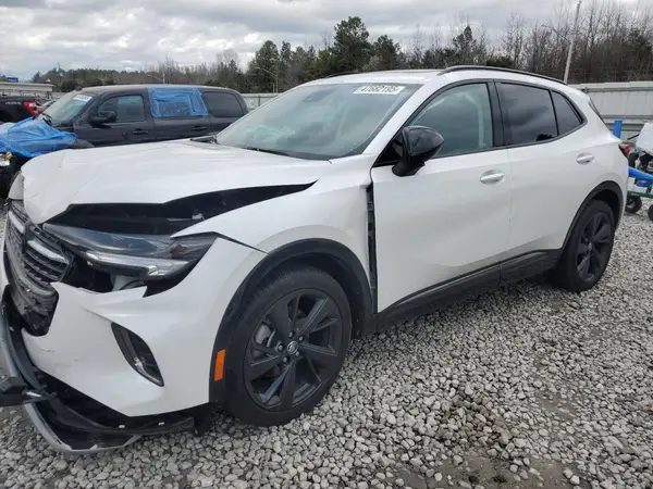 LRBFZPR40PD194724 2023 BUICK ENVISION - Image 1