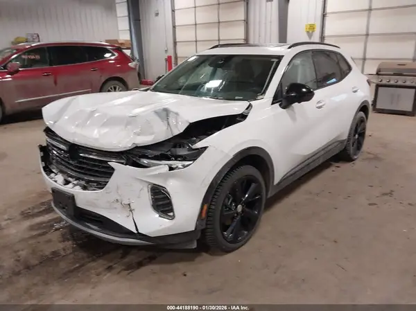 LRBFZPR41MD138299 2021 BUICK ENVISION - Image 2