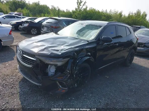 LRBFZPR41ND112206 2022 BUICK ENVISION - Image 2
