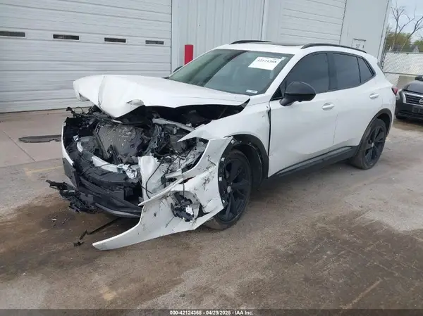 LRBFZPR42MD136867 2021 BUICK ENVISION - Image 2