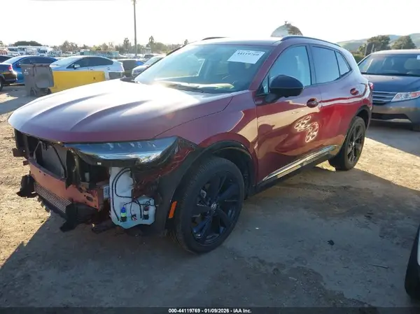 LRBFZPR42ND109962 2022 BUICK ENVISION - Image 2
