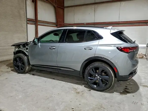 LRBFZPR42PD077310 2023 BUICK ENVISION - Image 2