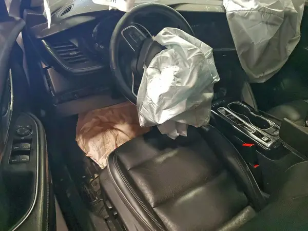 LRBFZPR43MD120712 2021 BUICK ENVISION - Image 8