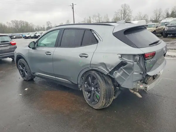 LRBFZPR43PD080328 2023 BUICK ENVISION - Image 2