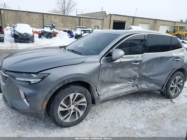 LRBFZPR44MD084478 2021 BUICK ENVISION - Image 2