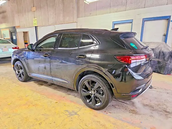 LRBFZPR44PD194287 2023 BUICK ENVISION - Image 2