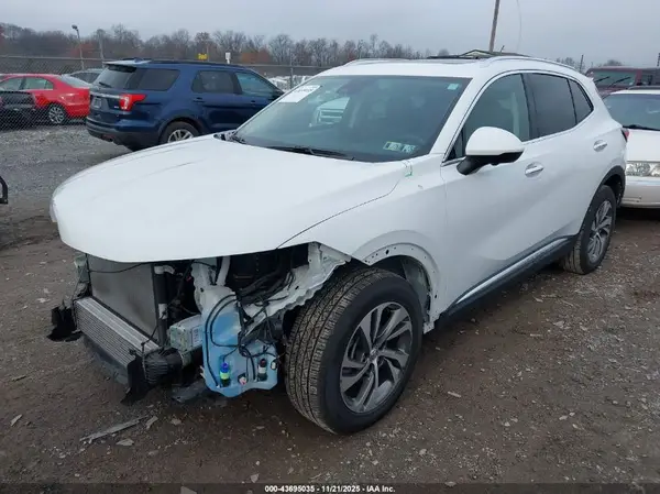 LRBFZPR45ND065813 2022 BUICK ENVISION - Image 2