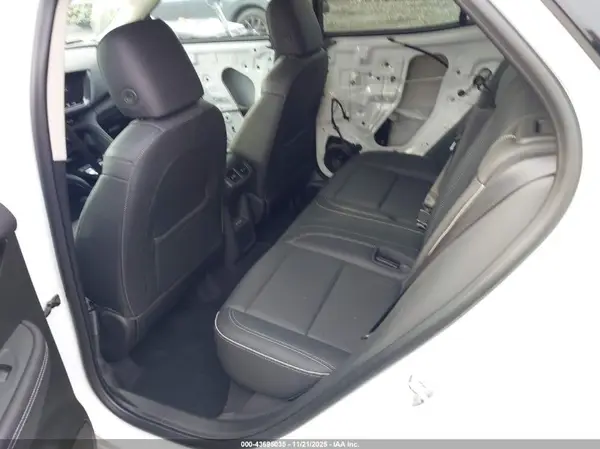LRBFZPR45ND065813 2022 BUICK ENVISION - Image 8