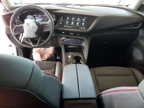 LRBFZPR45PD209833 2023 BUICK ENVISION - Image 8