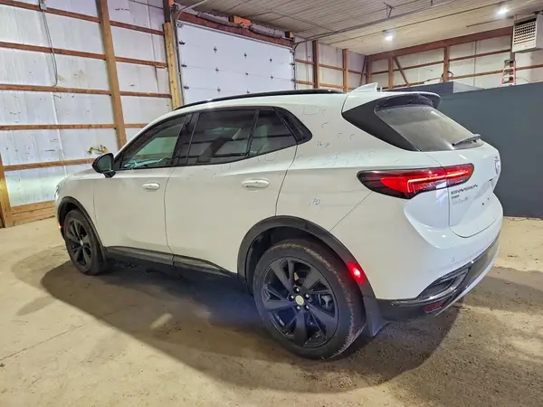 LRBFZPR46MD196862 2021 BUICK ENVISION - Image 2