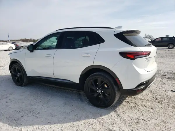LRBFZPR46ND110466 2022 BUICK ENVISION - Image 2
