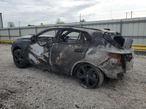 LRBFZPR47PD017913 2023 BUICK ENVISION - Image 2