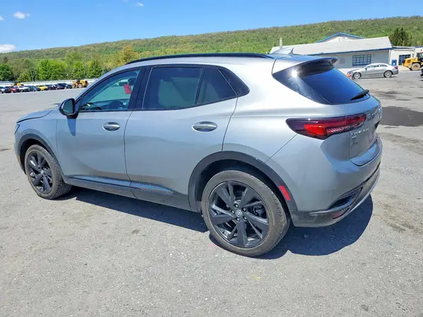 LRBFZPR47PD051804 2023 BUICK ENVISION - Image 2