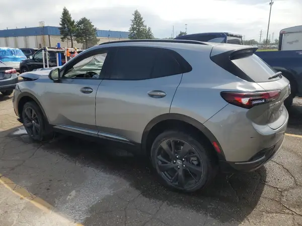 LRBFZPR47PD180576 2023 BUICK ENVISION - Image 2