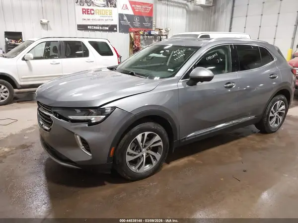 LRBFZPR48MD136940 2021 BUICK ENVISION - Image 2