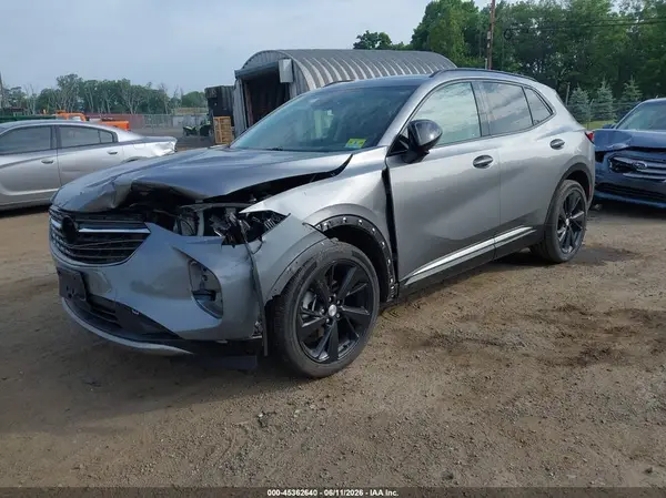LRBFZPR49MD086050 2021 BUICK ENVISION - Image 2