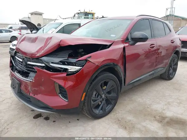 LRBFZPR4XPD184265 2023 BUICK ENVISION - Image 2