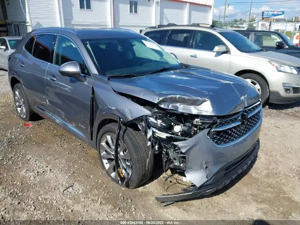 LRBFZRR45ND143437 2022 BUICK ENVISION - Image 1