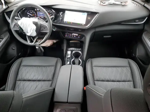 LRBFZSR40PD226025 2023 BUICK ENVISION - Image 8