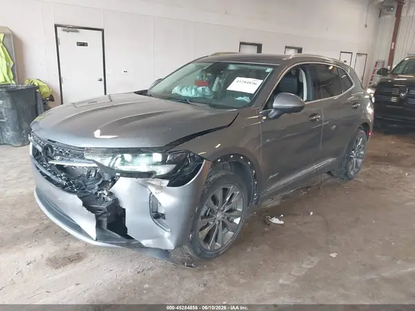 LRBFZSR41MD121795 2021 BUICK ENVISION - Image 2