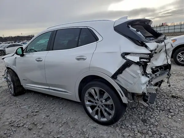 LRBFZSR41PD229399 2023 BUICK ENVISION - Image 2