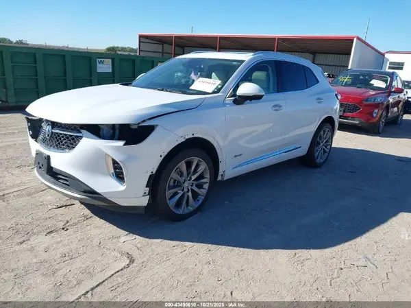 LRBFZSR42ND076366 2022 BUICK ENVISION - Image 2