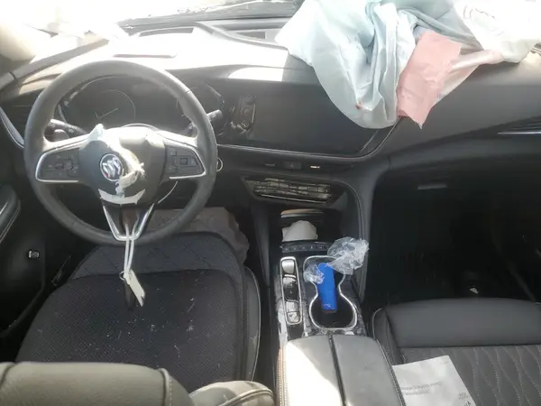 LRBFZSR45MD119158 2021 BUICK ENVISION - Image 8