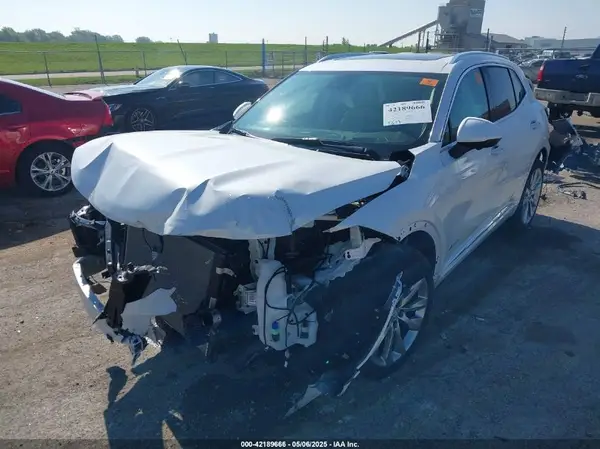LRBFZSR45PD215554 2023 BUICK ENVISION - Image 2