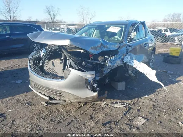 LRBFZSR47PD080240 2023 BUICK ENVISION - Image 2