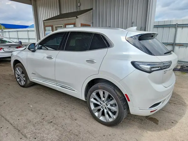 LRBFZSR47PD155678 2023 BUICK ENVISION - Image 2