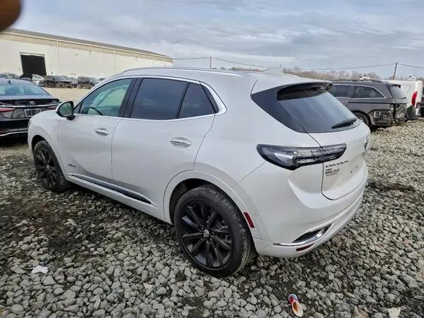 LRBFZSR47PD160122 2023 BUICK ENVISION - Image 2