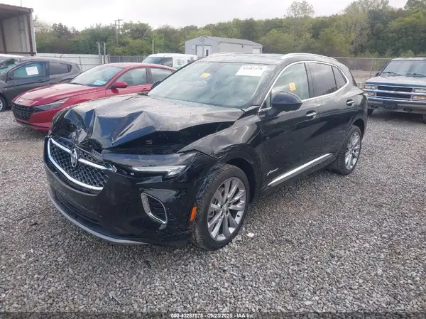 LRBFZSR47PD172190 2023 BUICK ENVISION - Image 2