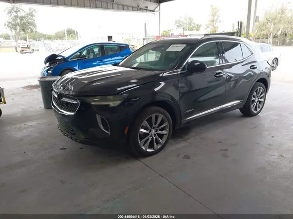 LRBFZSR48MD110843 2021 BUICK ENVISION - Image 2